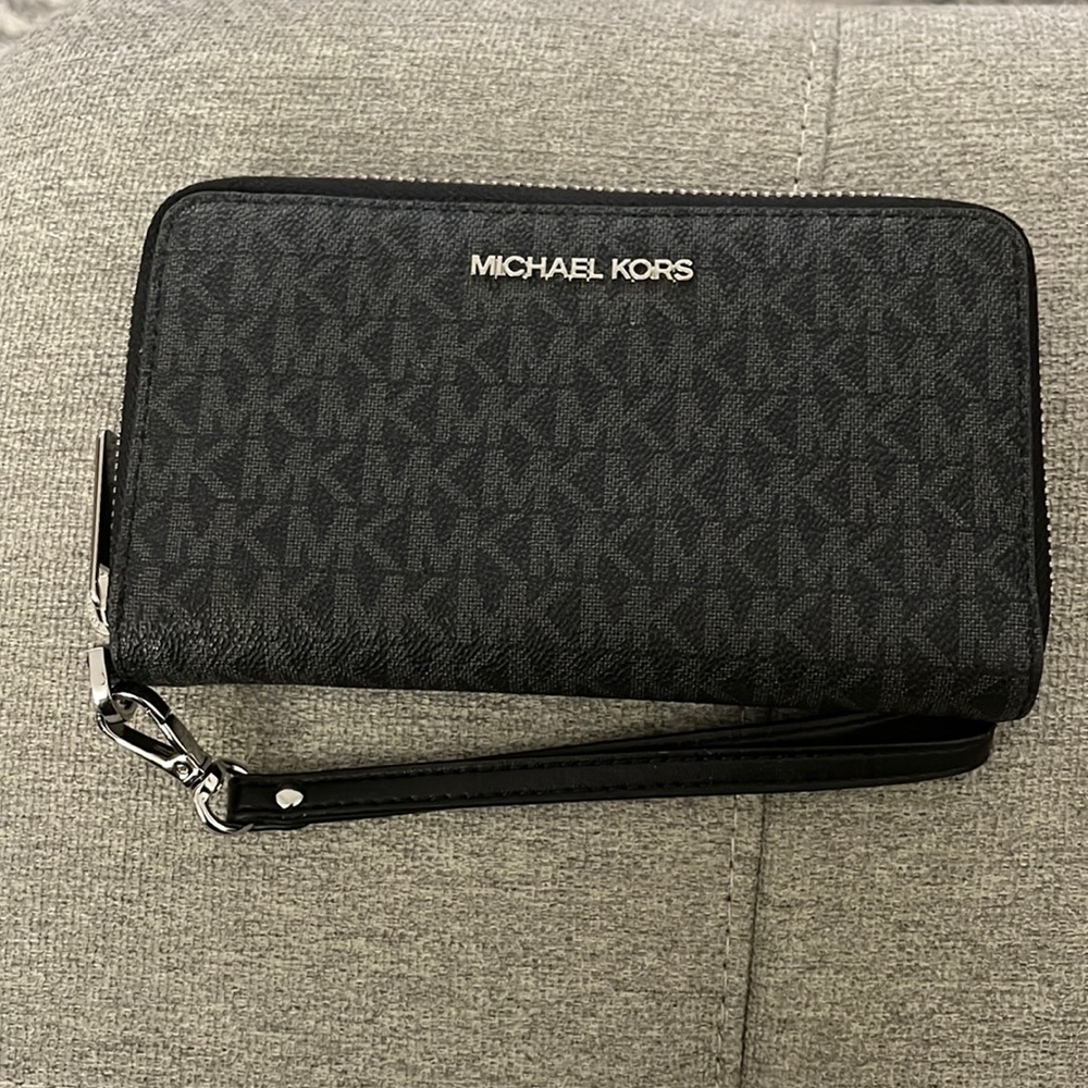 Michael Kors zip wallet with wristlet handle